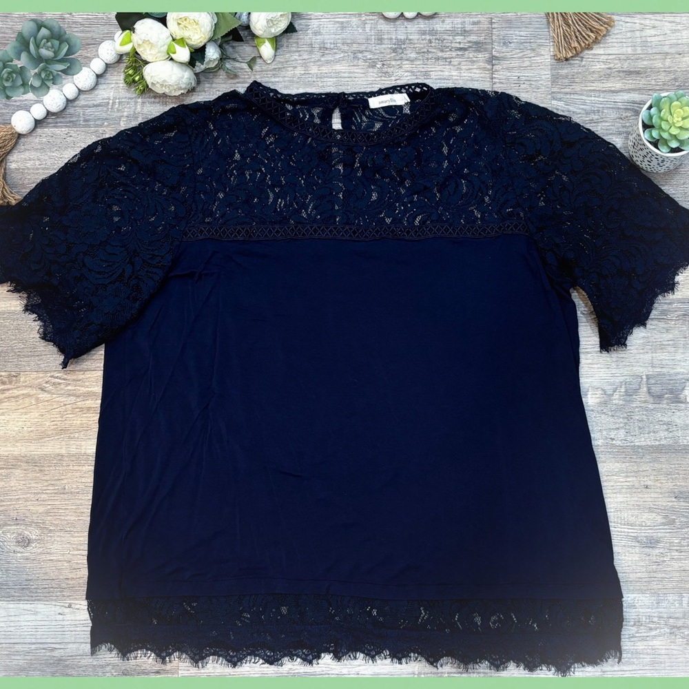 Beautiful navy mix media top